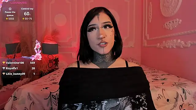 Kat_VonDe Show Webcam