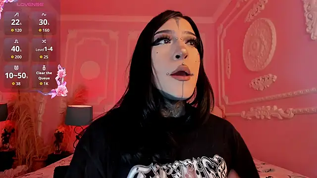 Kat_VonDe Show Webcam