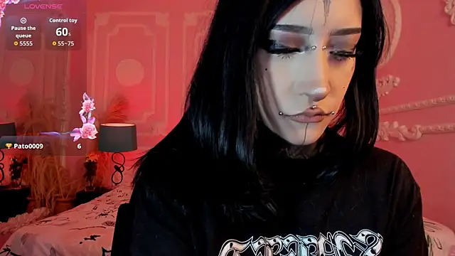 צ'אט XXX בשידור חי של Kat_VonDe