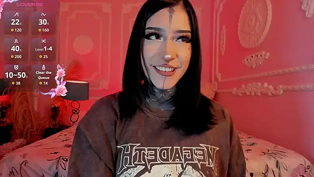 Kat_VonDe's Live XXX Chat