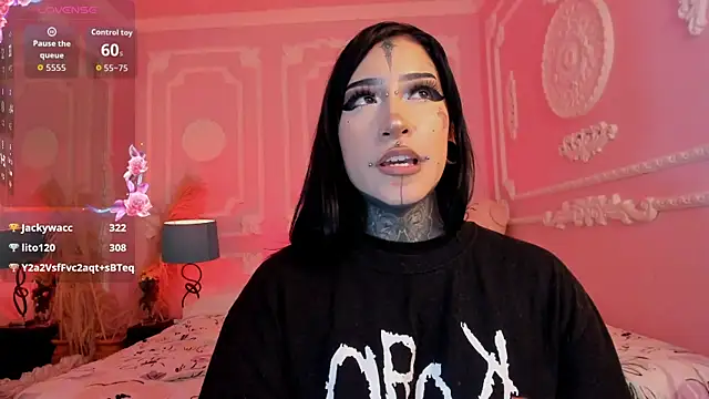 Chat +18 de Kat_VonDe ao vivo