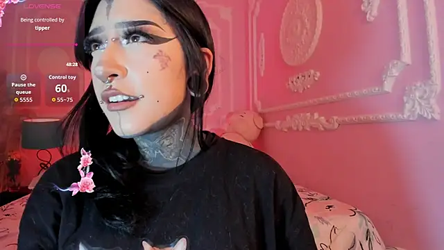 Kat_VonDe – Naživo XXX chat