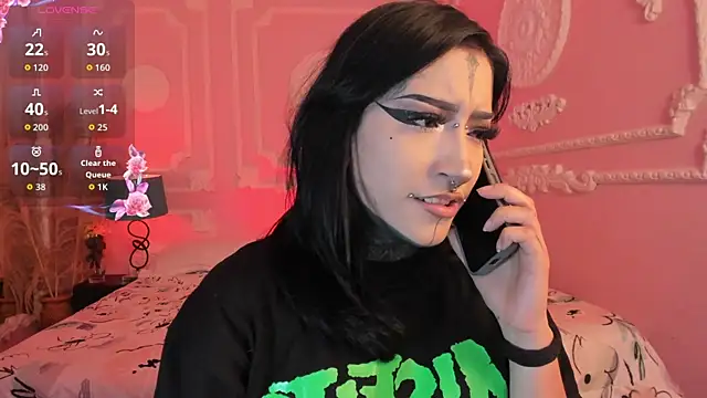 Kat_VonDe Chat XXX in diretta