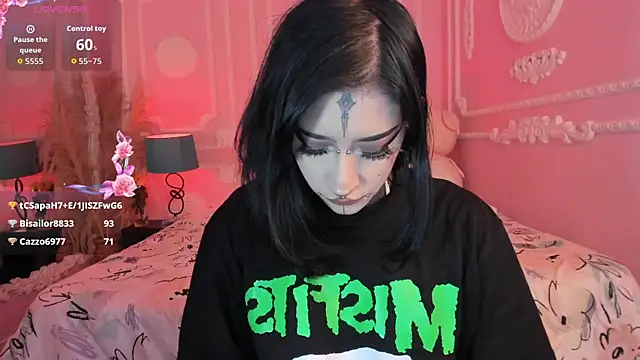 Kat_VonDe's Live XXX Chat
