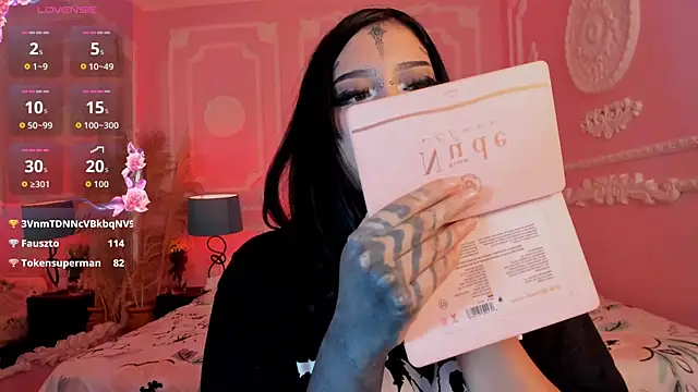 Kat_VonDe Chat XXX live