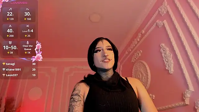 Chat +18 de Kat_VonDe ao vivo