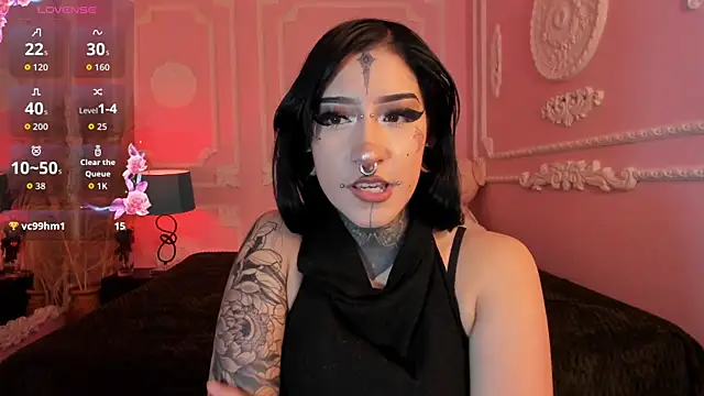 Kat_VonDe's Live XXX Chat