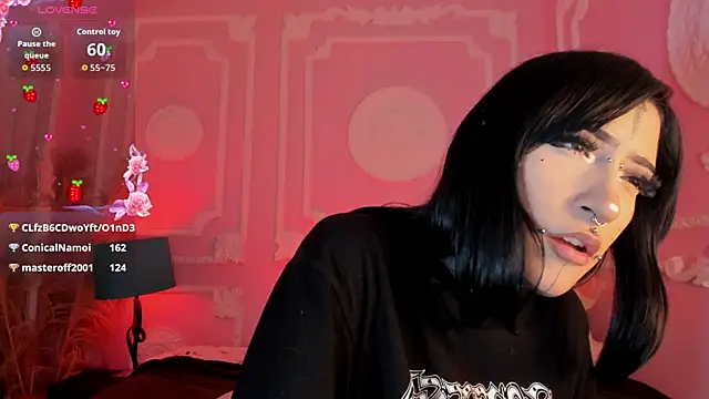Kat_VonDe's Live XXX Chat