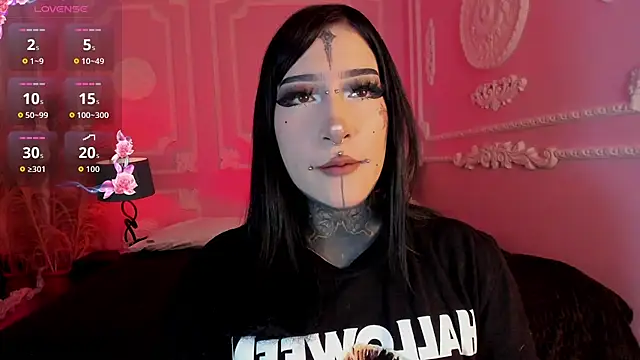 Kat_VonDe লাইভ XXX চ্যাট