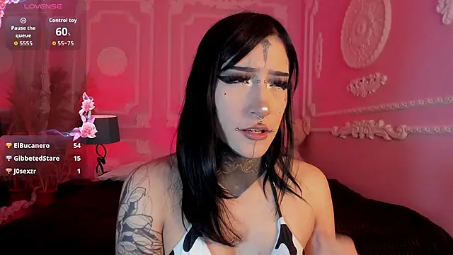 Kat_VonDe's Live XXX Chat