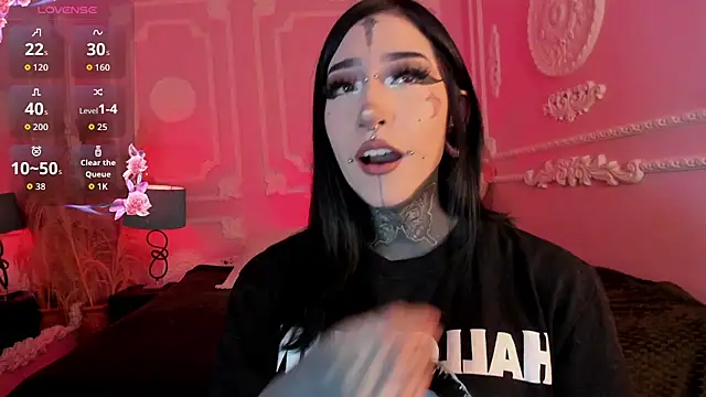 Kat_VonDe live XXX chat