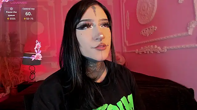 Kat_VonDeのライブXXXチャット