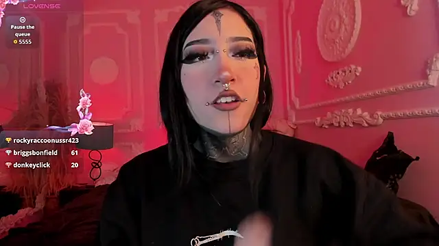 Kat_VonDe Live XXX-chat