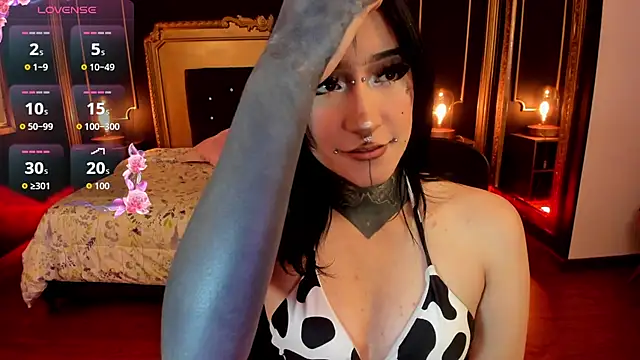 Kat_VonDe Show in webcam