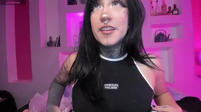 Kat_VonDe's Webcam Show