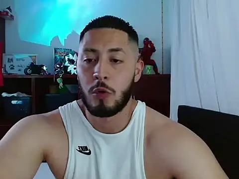 Spilios_low 在線直播表演