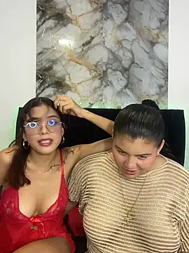 Helena-Paola Chat XXX live