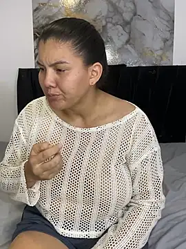 Helena-Paola Show in webcam