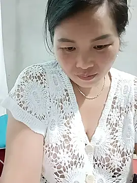 nana_nana99's Live XXX Chat