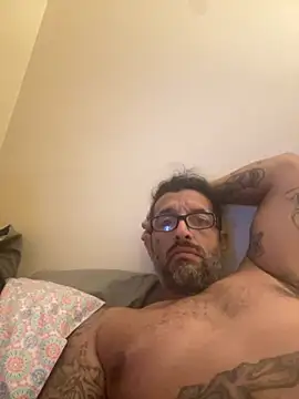 Tattoos77: вебкам-шоу