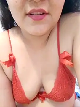 Chat XXX en directo de nikkyguddi