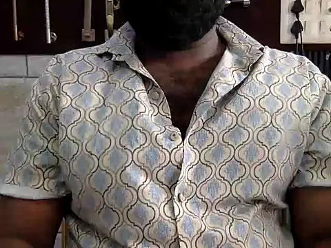 naughtydaddyy Webcam Show
