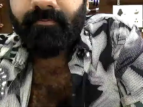 naughtydaddyy webcam show