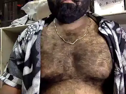 הופעת וובקאם של naughtydaddyy