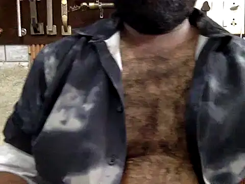 הופעת וובקאם של naughtydaddyy