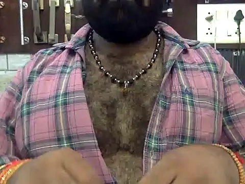 naughtydaddyy webkamerás műsora