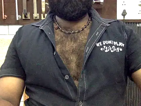 hairy_indian_dad webcam show