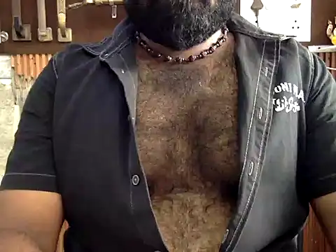 hairy_indian_dad: διαδικτυακό σόου στην κάμερα
