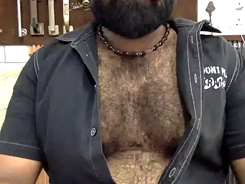 hairy_indian_dad – webcam-show