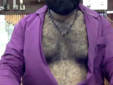hairy_indian_dad Show in webcam