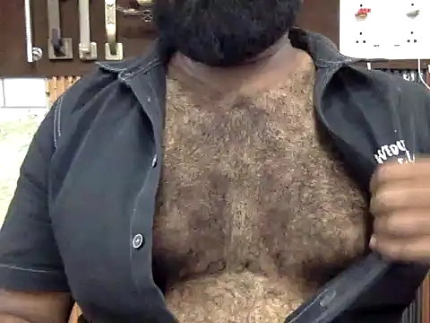 hairy_indian_dad webkamerás műsora