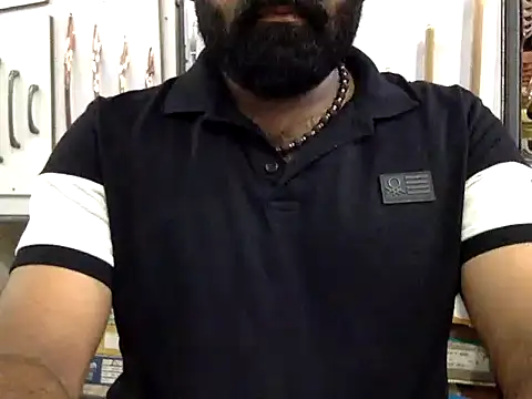 hairy_indian_dad Show Webcam