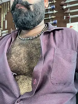 hairy_indian_dad – webcam-show