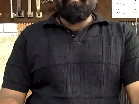 Show modela hairy_indian_dad na web-kameri
