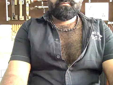 hairy_indian_dad: διαδικτυακό σόου στην κάμερα