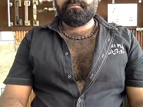 hairy_indian_dad Adlı Modelin Web Kamerası Şovu