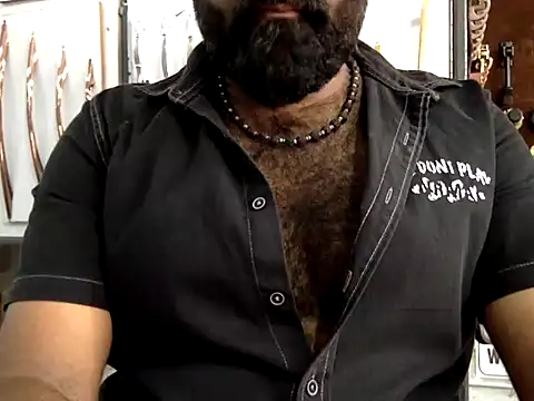 hairy_indian_dad Шоу с уебкамера