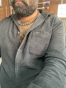 Show modela hairy_indian_dad na web-kameri
