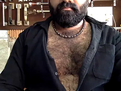 hairy_indian_dad – webcam-show