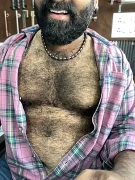 Show modela hairy_indian_dad na web-kameri
