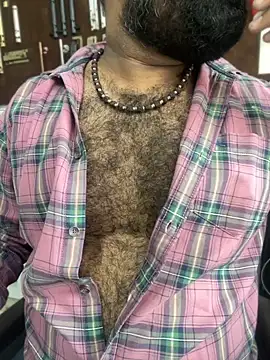 Webkamerová show hairy_indian_dad