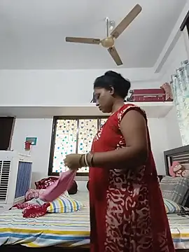 Hot-Tinaa 现场XXX聊天