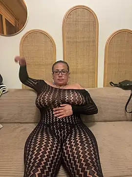 عرض كام Alicedomi8