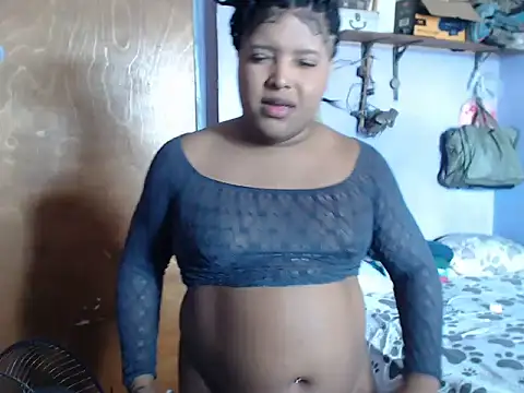 Show modela ShanayapkopRs na web-kameri