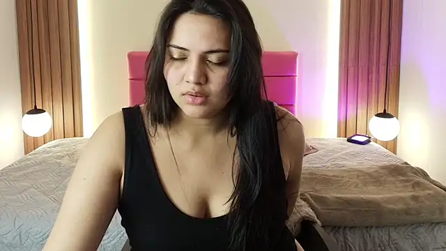 IvonneRoss_'s Live XXX Chat