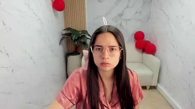 غرفة دردشة Qetsyah_tf المباشرة